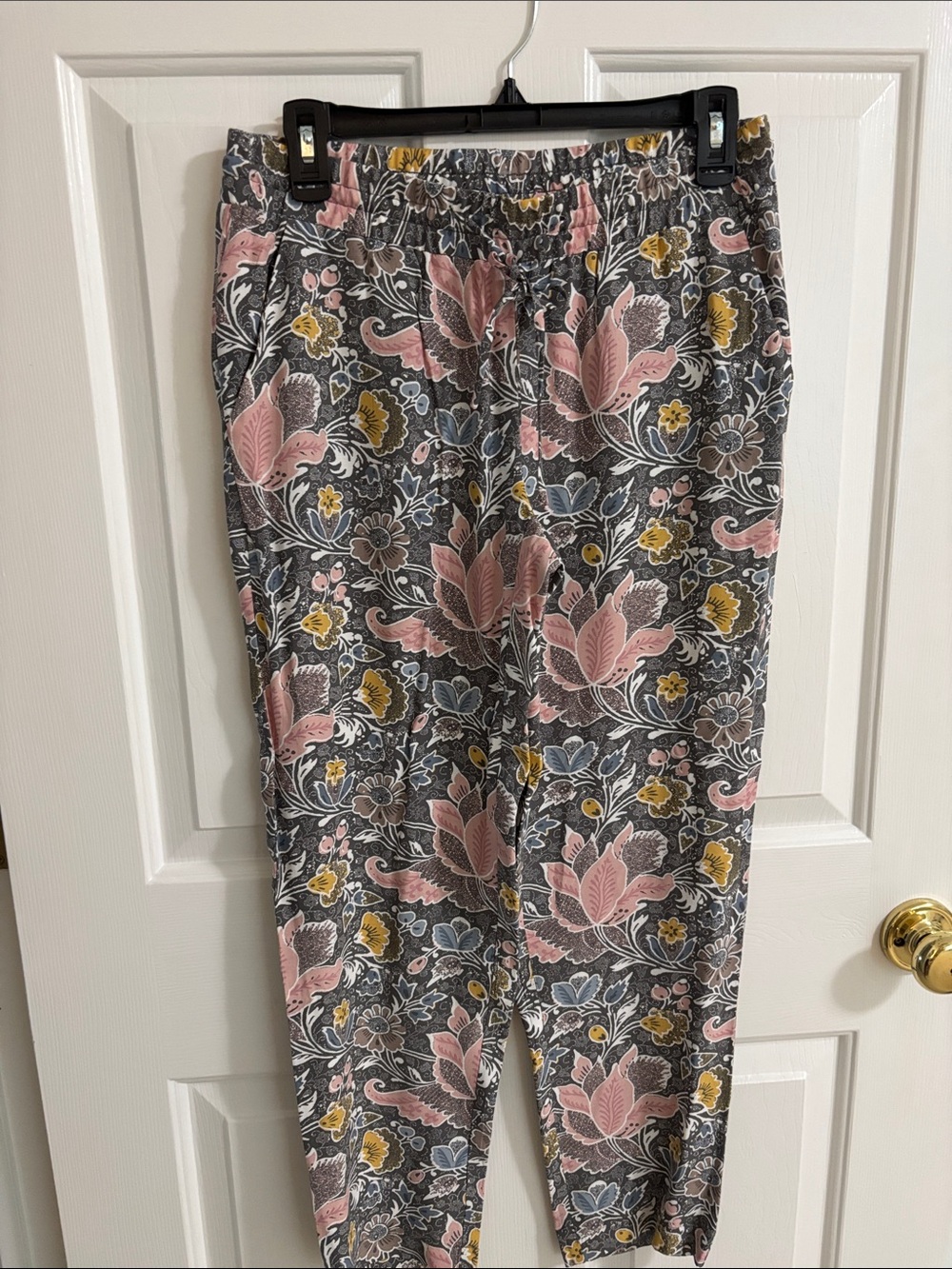 LOFT Floral Elastic-Waist Pants in Gray, Pink & Yellow